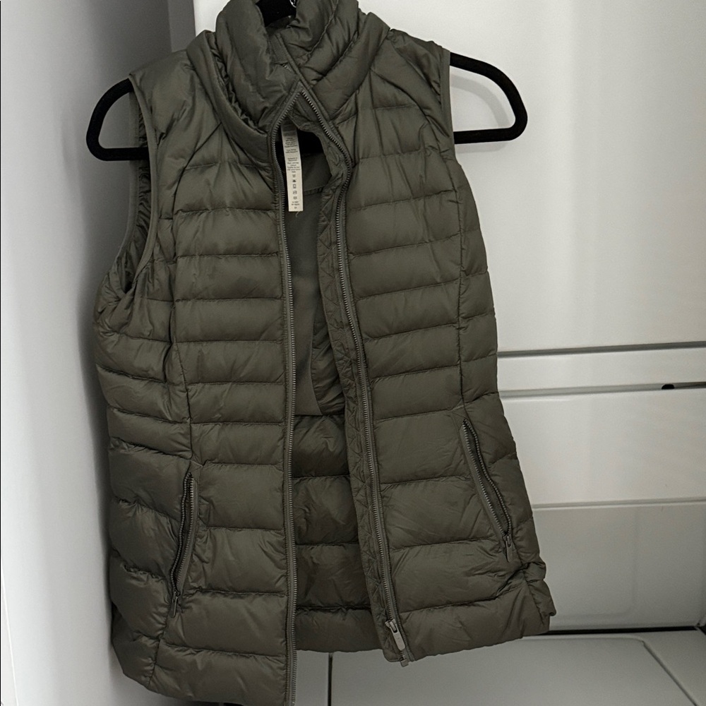 lululemon athletica Olive Puffer Vest